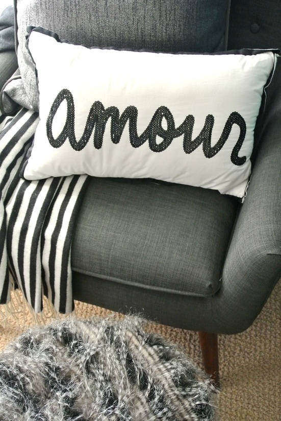 redesign company amour pillow
