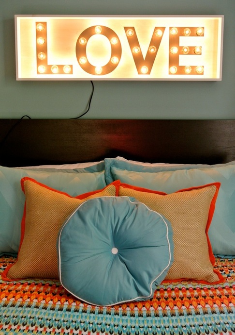 the redesign company love sign